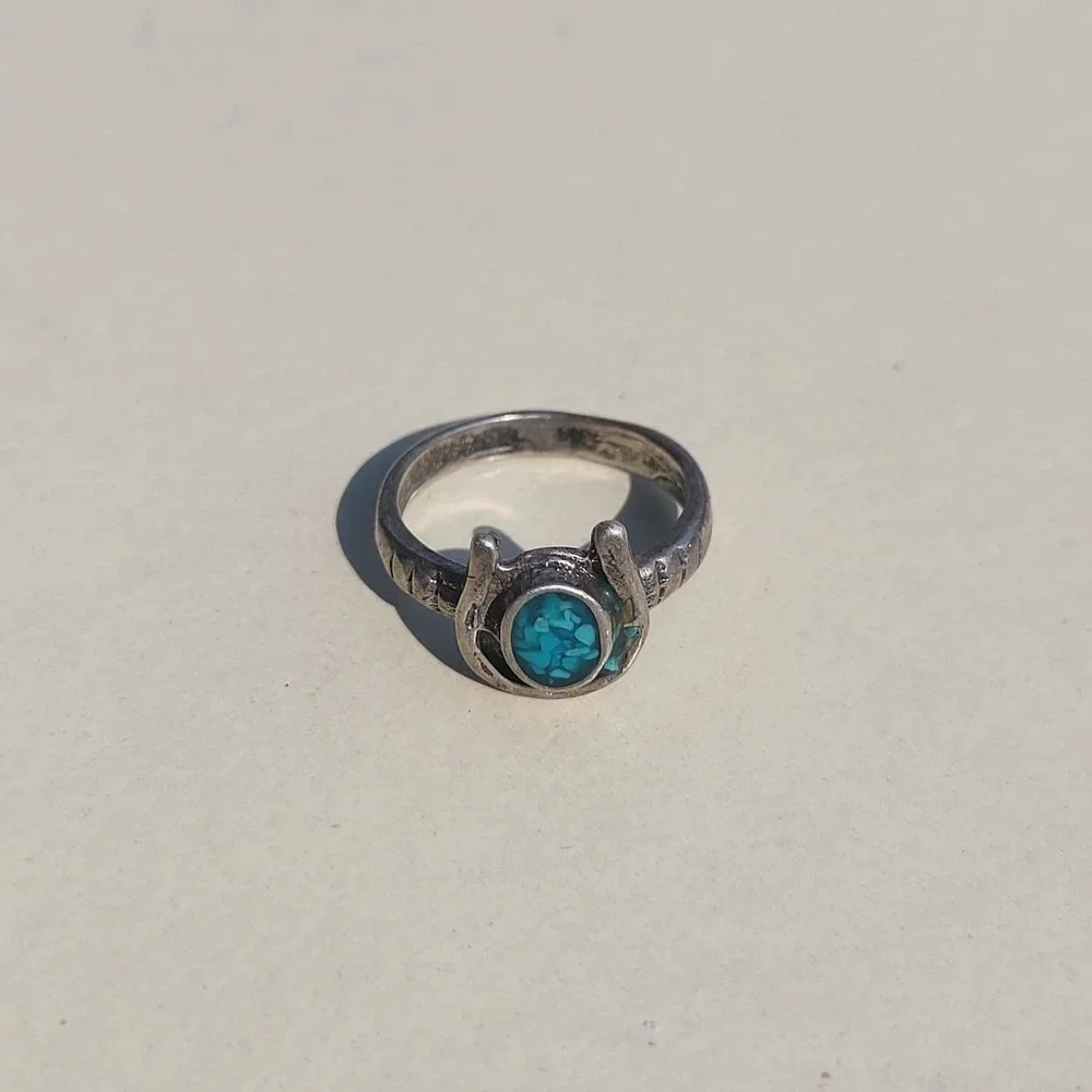 Vintage Silver Tone Faux Turquoise Chip Ring Size 4.75 Blue Western Lucky